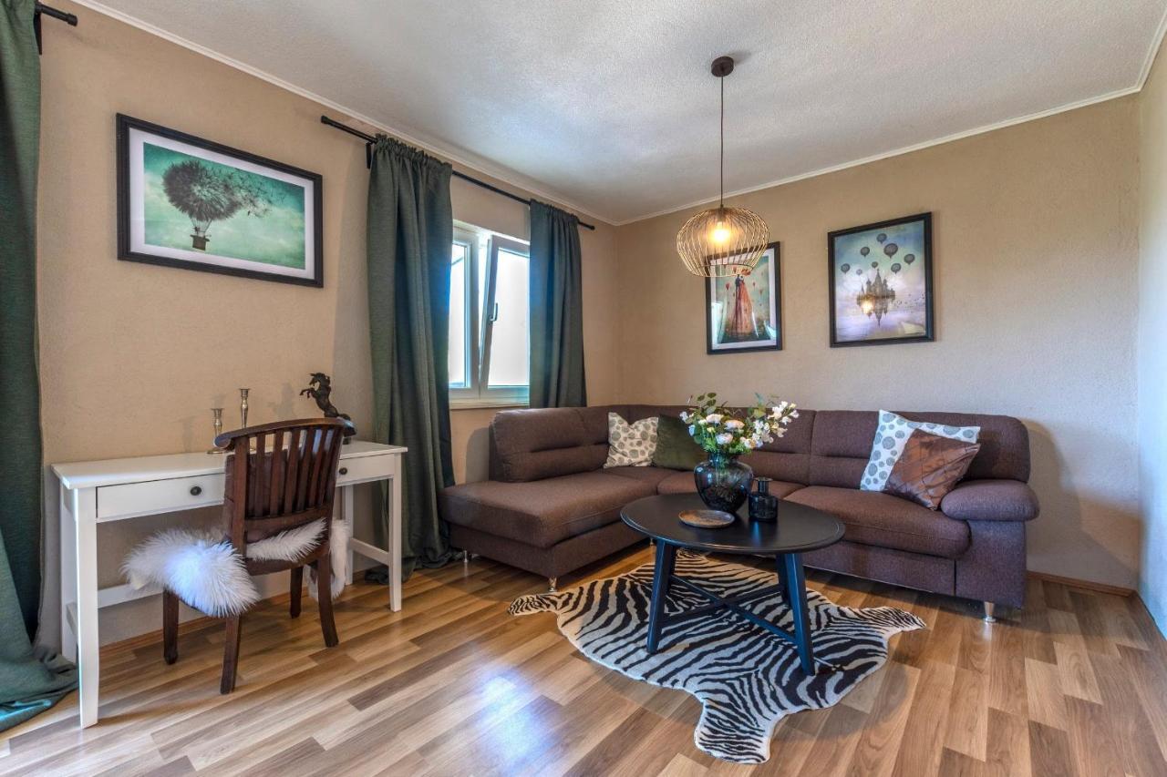 Apartman Ella Peracko Blato Eksteriør bilde